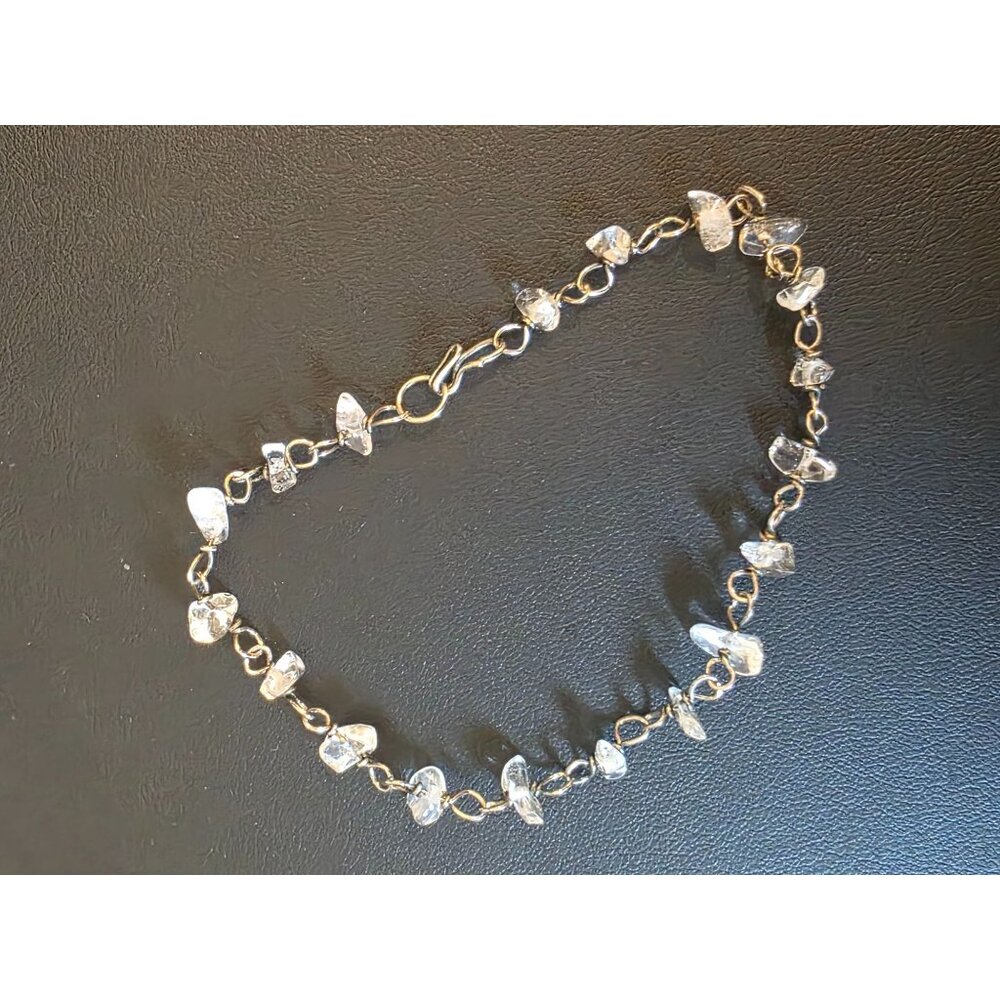 Silver Bracelet With Clear Quartz Crystal Chips 7.5"‎ Hook Clasp